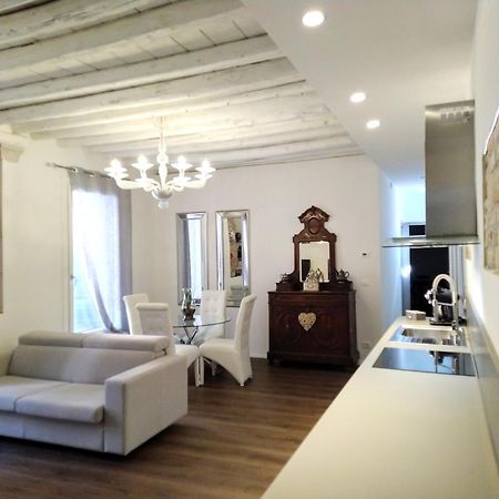 Sara S Luxury Home Five Minutes From Piazza San Marco Velence Kültér fotó